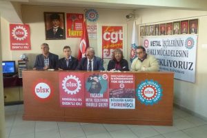Bursa'da ve T&uuml;rkiye genelinde metal eylemlerine katılan bin 500 emek&ccedil;i işten &ccedil;ıkarıldı!