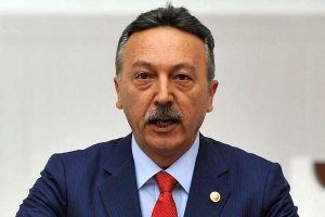 CHP'li Bayır, istifa isteyenlere sert &ccedil;ıktı