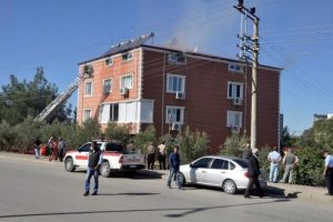 Osmaniye'de &ouml;ğrenci yurdunda yangın paniği