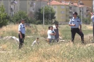 Şanlıurfa'da &ccedil;akmak gazı koklayan gen&ccedil; &ouml;ld&uuml;