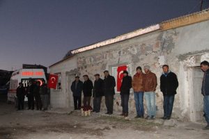 Ardahanlı şehidin baba ocağına ateş d&uuml;şt&uuml;