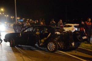 Sinop'ta trafik kazası: 1 &ouml;l&uuml;, 2 yaralı