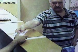 Yanlışlıkla 10 bin lira fazla verdiler