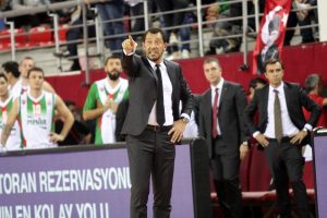 Pınar Karşıyaka Rusya'ya u&ccedil;tu
