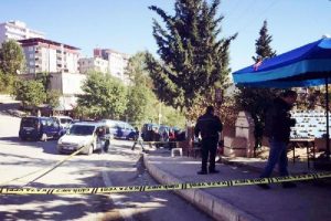 Eski dernek başkanı dehşet sa&ccedil;tı: 3 yaralı