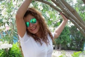 Otob&uuml;s&uuml; ş&ouml;f&ouml;r&uuml; kadın, eski sevgilisini bı&ccedil;akladı