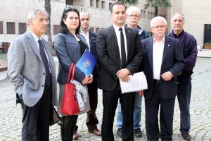 CHP Bursa'da se&ccedil;imde erzak dağıtan belediyeye su&ccedil; duyurusu