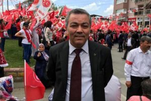 MHP'li meclis &uuml;yesi partisinden istifa etti