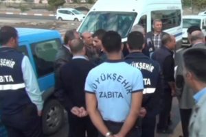 Diyarbakır'da zabıtaya saldırı: 3 yaralı