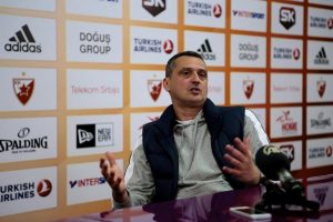 "Fenerbah&ccedil;e, Avrupa'da zirveyi hedefleyen bir takım"