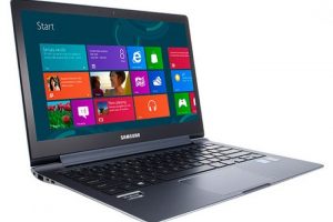 Samsung'dan '&ccedil;&ouml;z&uuml;n&uuml;rl&uuml;k canavarı' bilgisayar