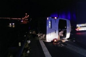 Bu defa karada &ouml;l&uuml;yorlardı: 6 yaralı