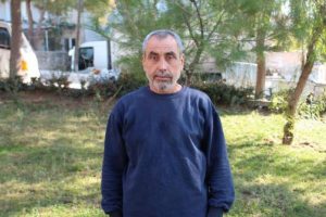 Hamallık yaparak biriktirdi, dolandırıcılara kaptırdı