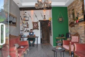 Antikacı değil, sıhhi tesisat&ccedil;ı