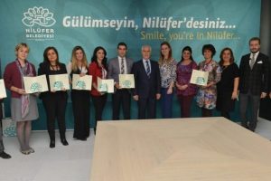 Bursa Nil&uuml;fer Belediye Başkanı Bozbey'den iyileştirme ekibine teşekk&uuml;r