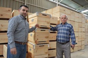 İki kovanla başladı şimdi fabrika sahibi