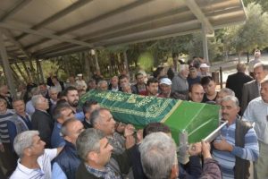 Almanya'da polis kurşunuyla &ouml;len T&uuml;rk toprağa verildi