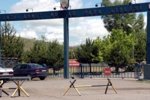 Askeri cezaevinde tecav&uuml;zden 3 askere 15'er yıl hapis