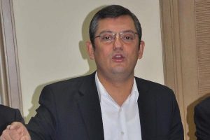 CHP'den anayasa değişikliğine şartlı 'evet'