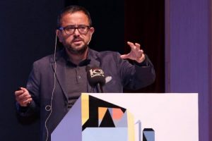 "Herkes anketten bir numara &ccedil;ıkana destek olacak"