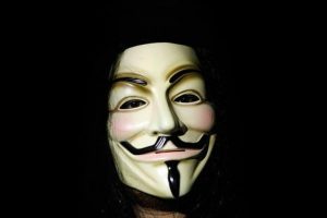 Anonymous, Ku Klux Klan &uuml;yelerinin bilgilerini paylaştı