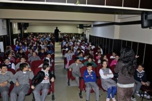Bursa'da &ouml;ğrencilere biyoka&ccedil;ak&ccedil;ılık eğitimi