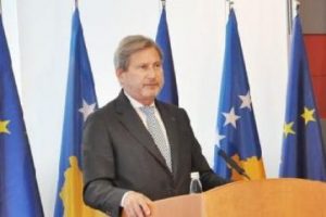 Kosova muhalefetine şiddetten vazge&ccedil;me &ccedil;ağrısı