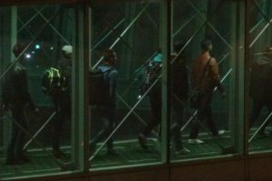 IŞİD iddiasıyla havalimanında g&ouml;zaltına alınanlar sınır dışı edildi