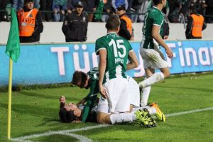 Bursaspor zirve yarışına katılmak istiyor!
