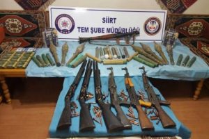 Siirt'te mezarlık ve t&uuml;rbede PKK cephaneliği bulundu