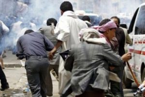 Yemen'de &ccedil;atışma &ccedil;ıktı: 19 &ouml;l&uuml;