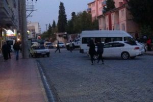 Polise bombalı saldırı: 3 yaralı