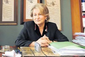 'Annemi iyi boşayamadın' dedi &uuml;nl&uuml; avukatı tehdit etti