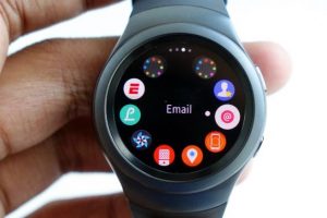 Samsung Gear S2 T&uuml;rkiye'ye geliyor