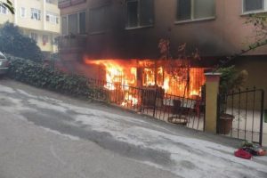 İstanbul'da sabah alevlere uyandılar
