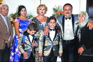 B&uuml;lent Serttaş oğullarına s&uuml;nnet d&uuml;ğ&uuml;n&uuml; yaptı...