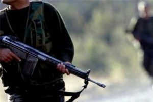 Silvan'da silahlar susmuyor: 1'i polis, 2 yaralı