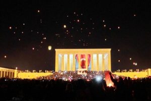 Anıtkabir 10 Kasım'da saat ka&ccedil;a kadar a&ccedil;ık olacak?