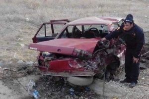Erzurum'da d&uuml;ğ&uuml;n konvoyunda kaza: 4 yaralı