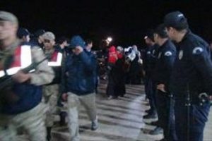 "&Ccedil;ay almaya gidiyoruz" dediler IŞİD'e katıldılar