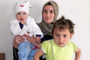 Enis bebeğe ilik nakli yapıldı