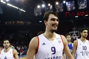 Efes namağlup falan dinlemedi