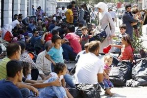 'İsve&ccedil;'te her g&uuml;n bombalar patlıyor, tecav&uuml;z var'