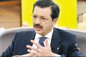 T&uuml;rkiye, Mısır'la 2 yıl sonra ilk resmi temasını ger&ccedil;ekleştirdi