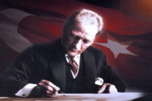 Atat&uuml;rk vefatının 77. yıl d&ouml;n&uuml;m&uuml;nde t&ouml;renlerle anıldı