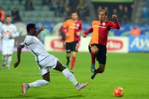 Umut Bulut i&ccedil;in kafa karıştıran s&ouml;zleşme!