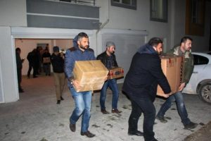 Cemaat okullarının evraklarının bulunduğu depoya baskın