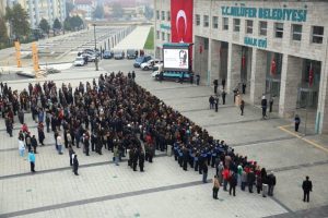 Ulu &Ouml;nder Bursa Nil&uuml;fer'de saygı ve &ouml;zlemle anıldı