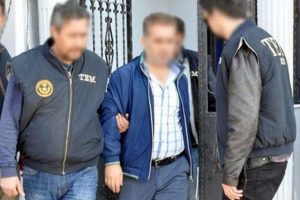 Ter&ouml;ristin &uuml;zerinden polis kimliği &ccedil;ıktı!