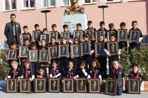 &Ccedil;avdar saplarından Atat&uuml;rk portresi yaptılar